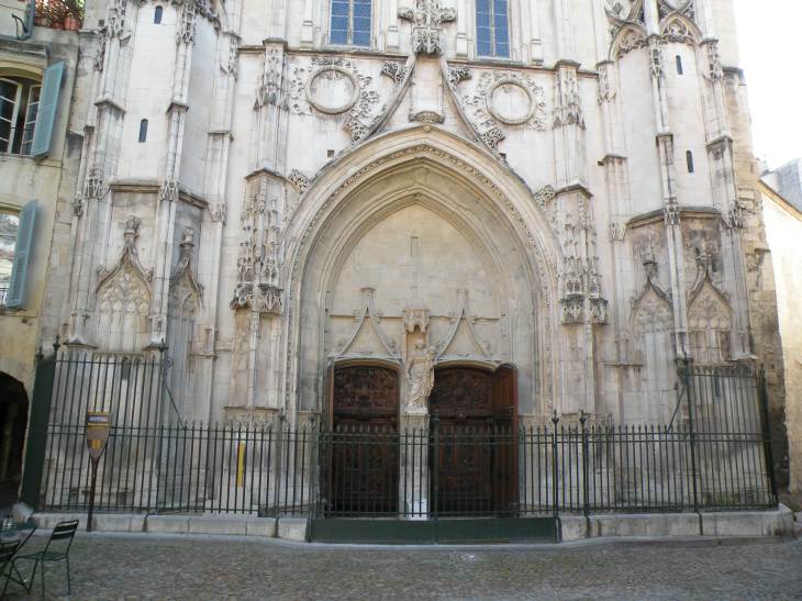  Eglise Saint-Pierre